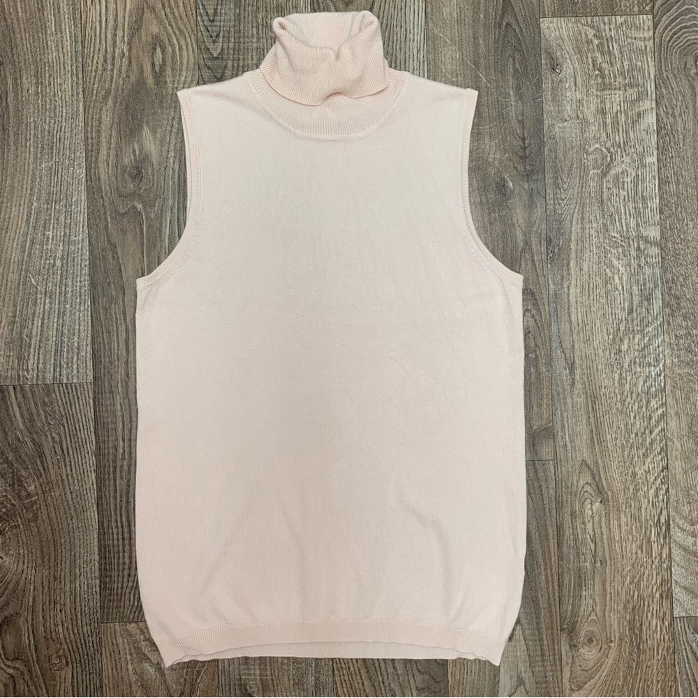 Primark Sleeve-Less Cream Turtle Neck Size M